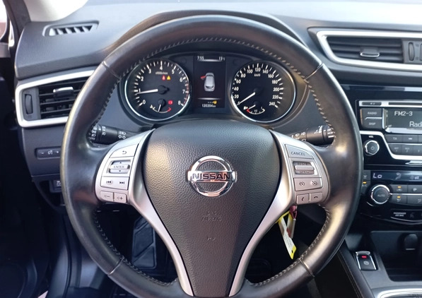 Nissan Qashqai cena 46900 przebieg: 120000, rok produkcji 2014 z Wieluń małe 232
